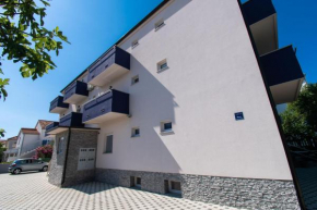 Apartment Lucija